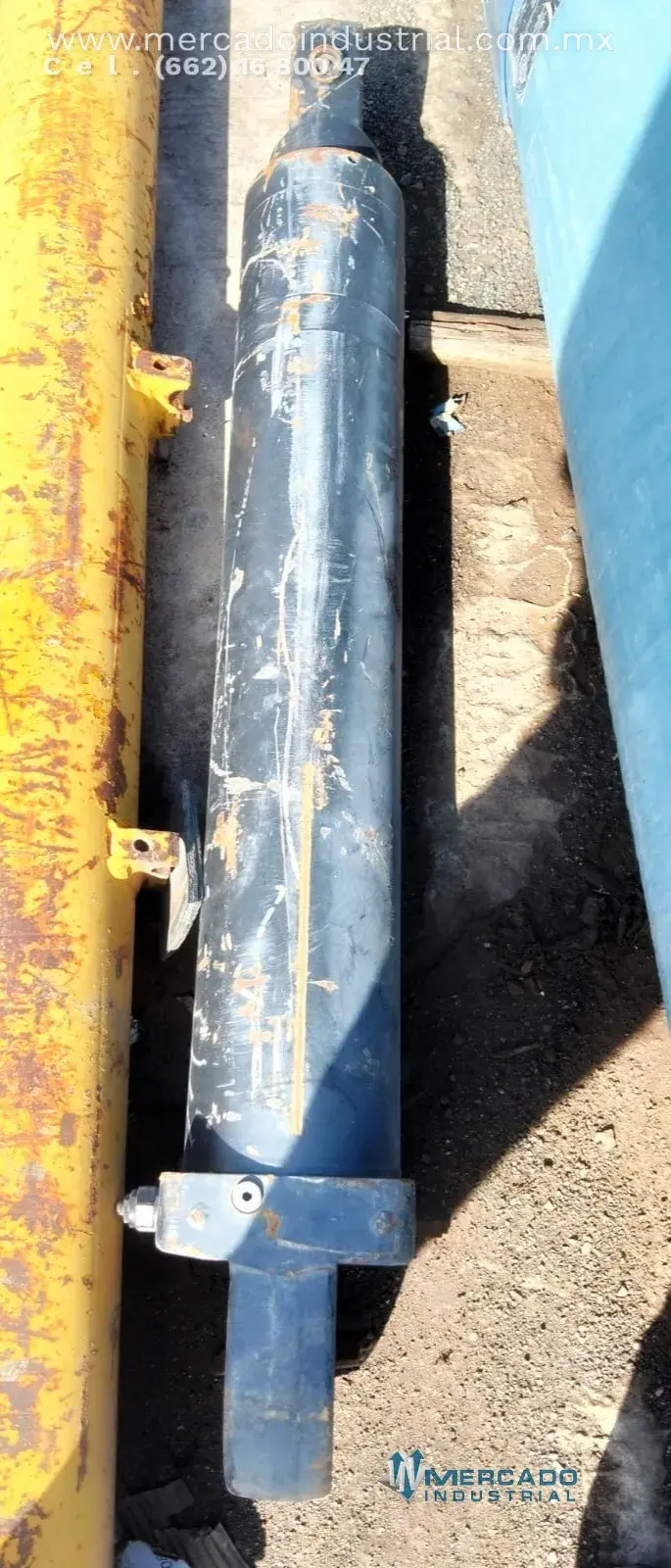 Cilindro hidráulico doble efecto con carrera de 28" - imagen 1
