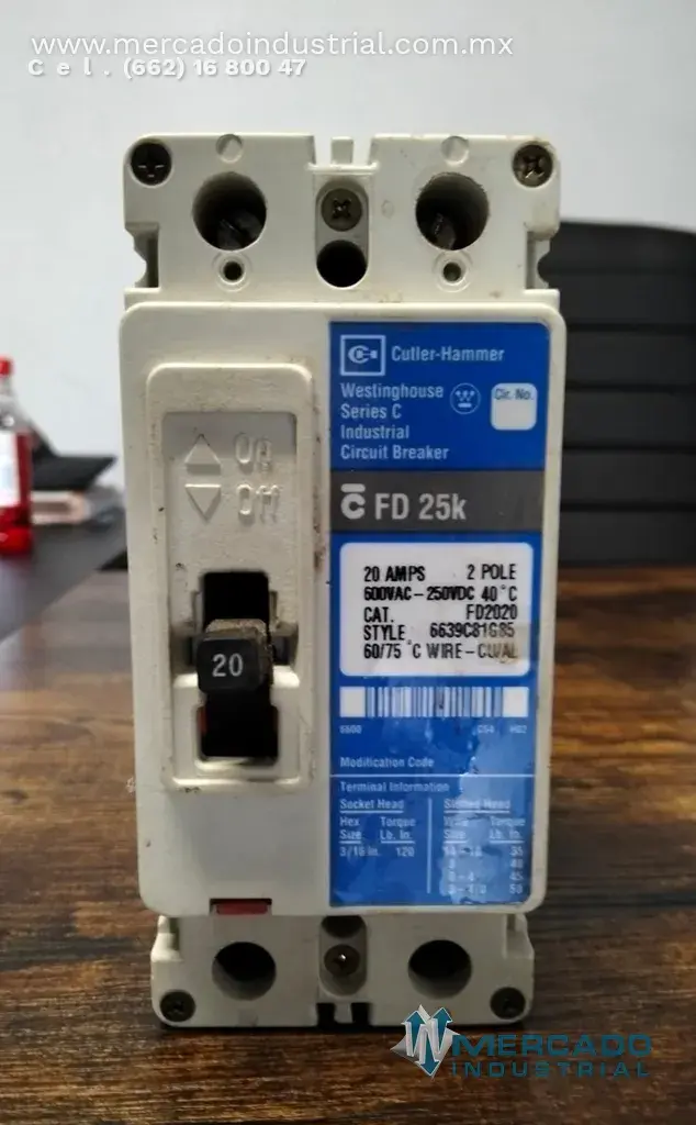 Interruptor de 20 AMP 600 VAC 2 polos modelo FD2020 marca Cutler Hammer - imagen 1
