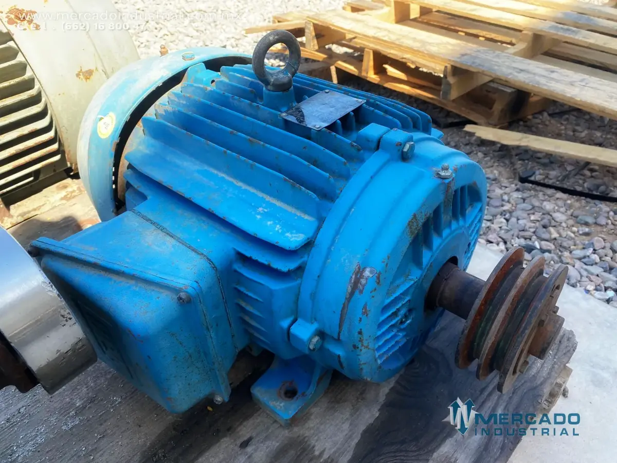 Motor eléctrico trifásico 15 HP 4 polos 1760 RPM marca WEG - imagen 1
