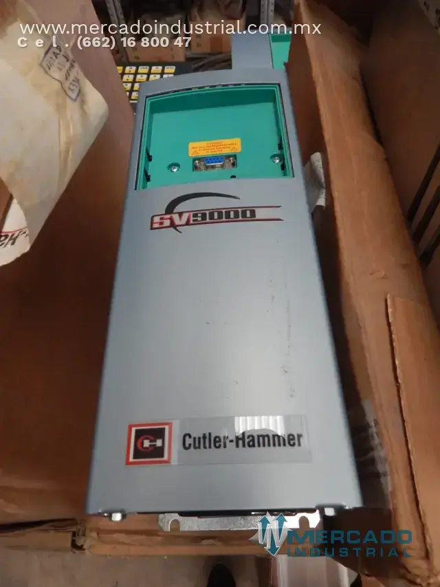 Variador de velocidad 1 HP modelo SV9F10AC-2M0B00 marca Cutler Hammer - imagen 1