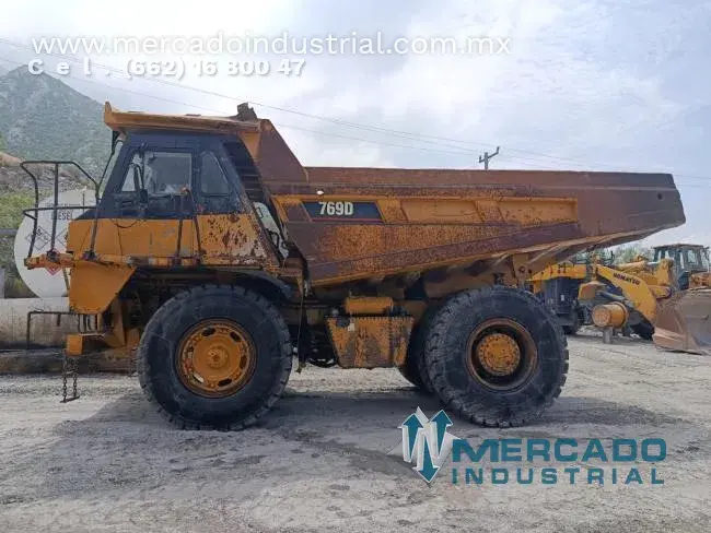 Camión fuera de carretera modelo 769D marca CATERPILLAR - imagen 1