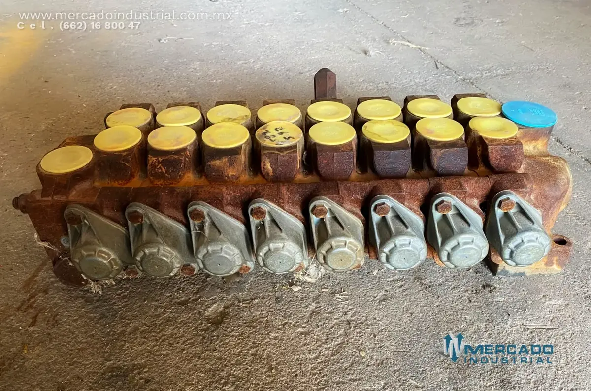 Banco de válvulas hidráulicas seccional de 8 vías (Manifold) - imagen 1