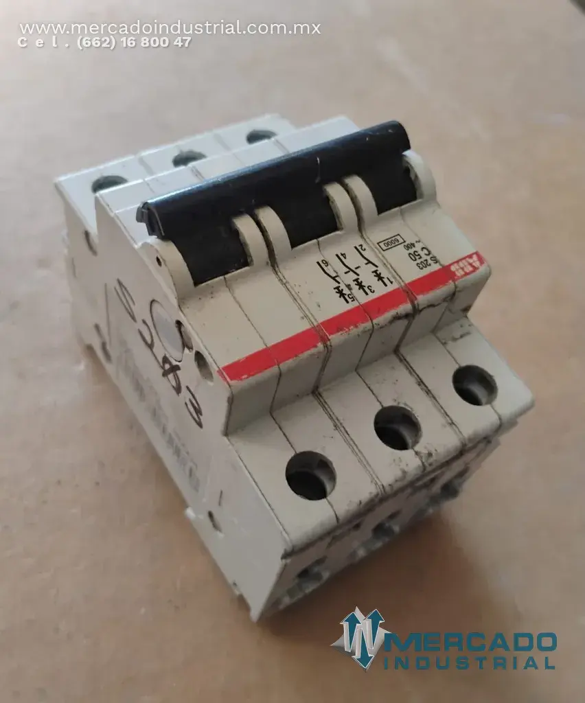 Interruptor 253/440V 3 polos modelo S203 marca ABB - imagen 1