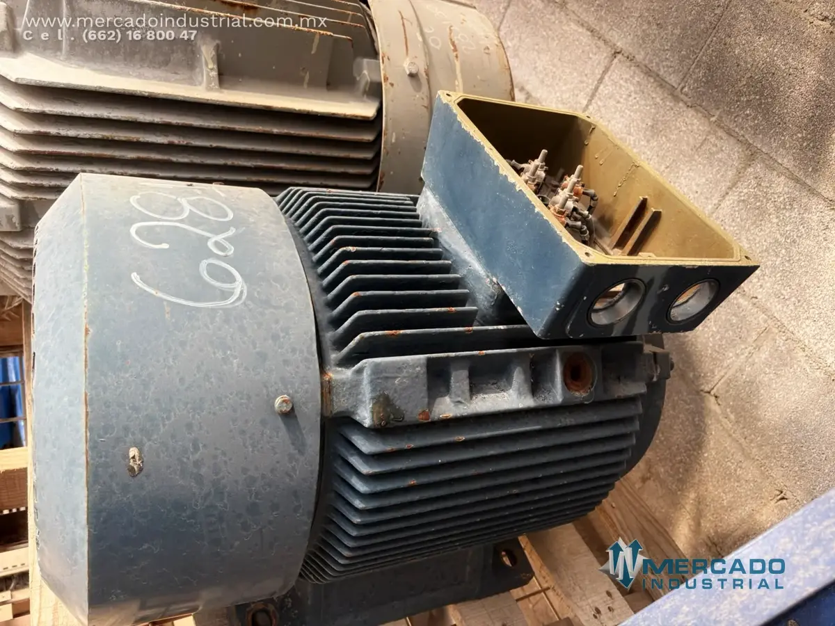 Motor eléctrico 50 HP 2 polos 3550 RPM Marca ABB - imagen 1